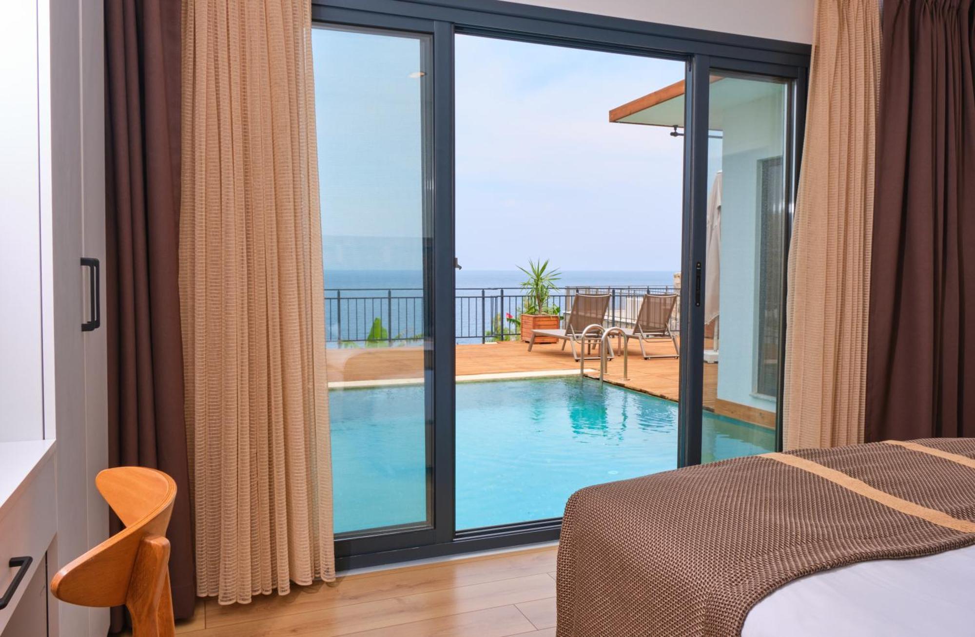 Nixie & - Adult Only Otel 5*